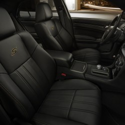 2016 Chrysler 300S Alloy Edition interior.