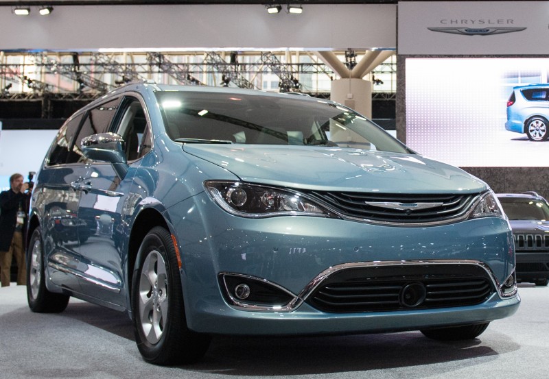 The all-new 2017 Chrysler Pacifica Hybrid debuts at the 2016 Canadian International Auto Show in Toronto on February 11. 