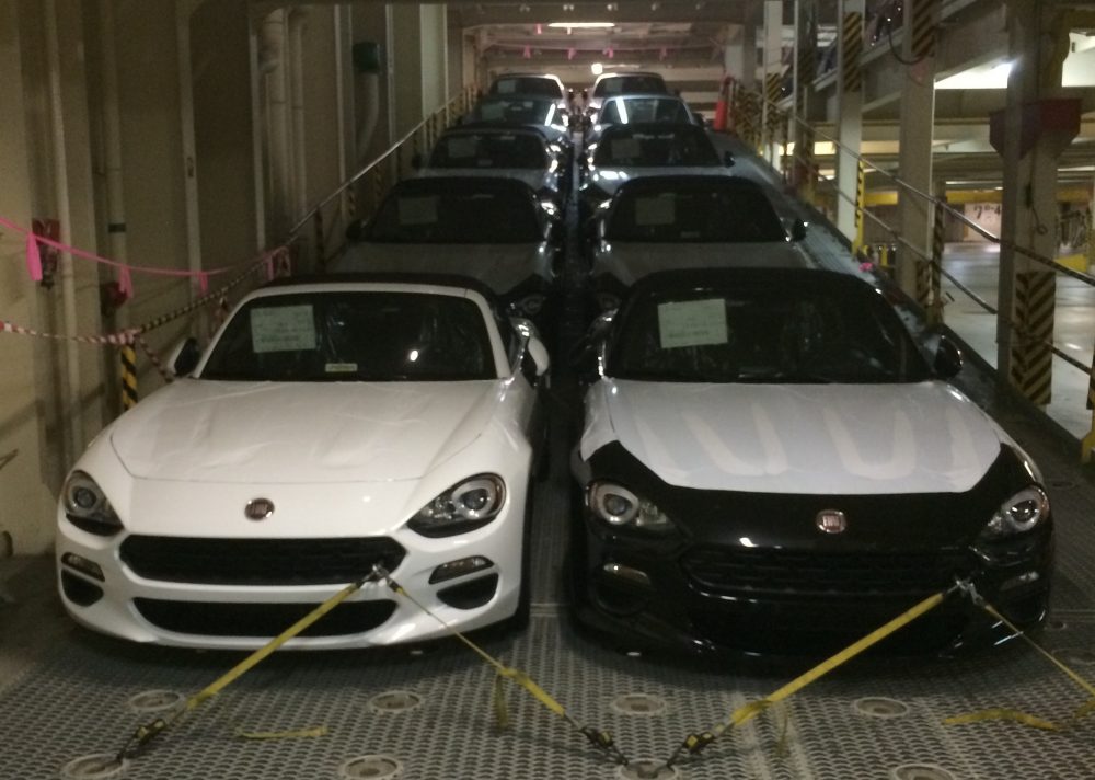 New Fiat 124 Spiders arrive in the United States by boat.