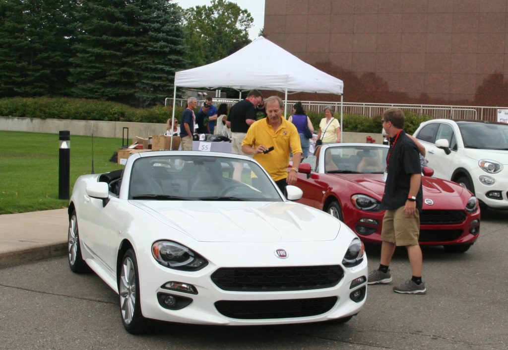 The new Fiat 124 Spiders attracted admirers at the Fiat FreakOut.