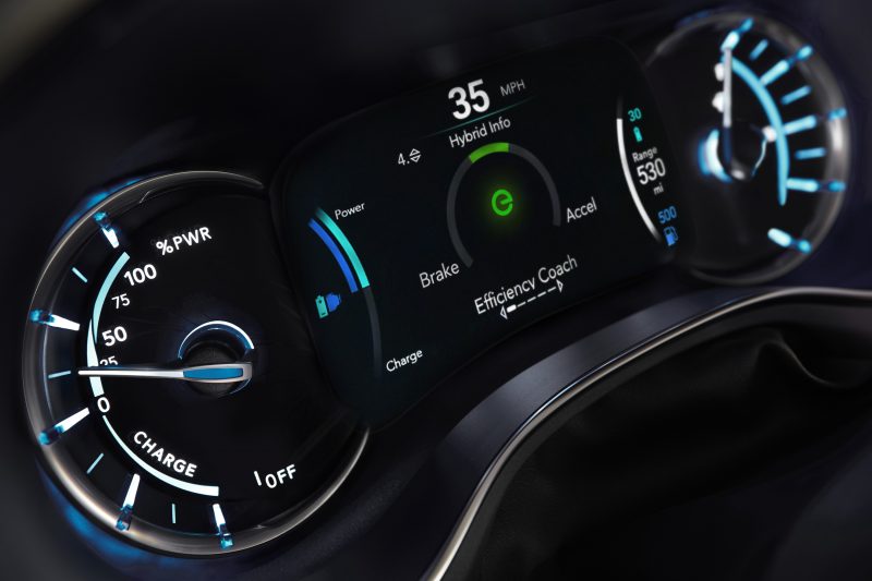 2017 Chrysler Pacifica Hybrid customizable cluster display.