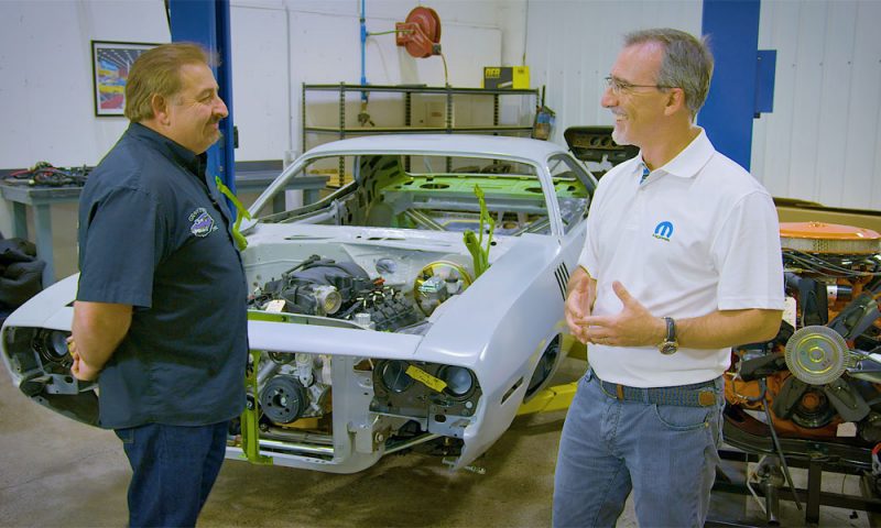 Mark Worman of "Graveyard Carz" and Mopar chief Pietro Gorlier talk about the 392 Crate HEMI Engine Kit that powers a restored 1971 Plymouth 'Cuda.